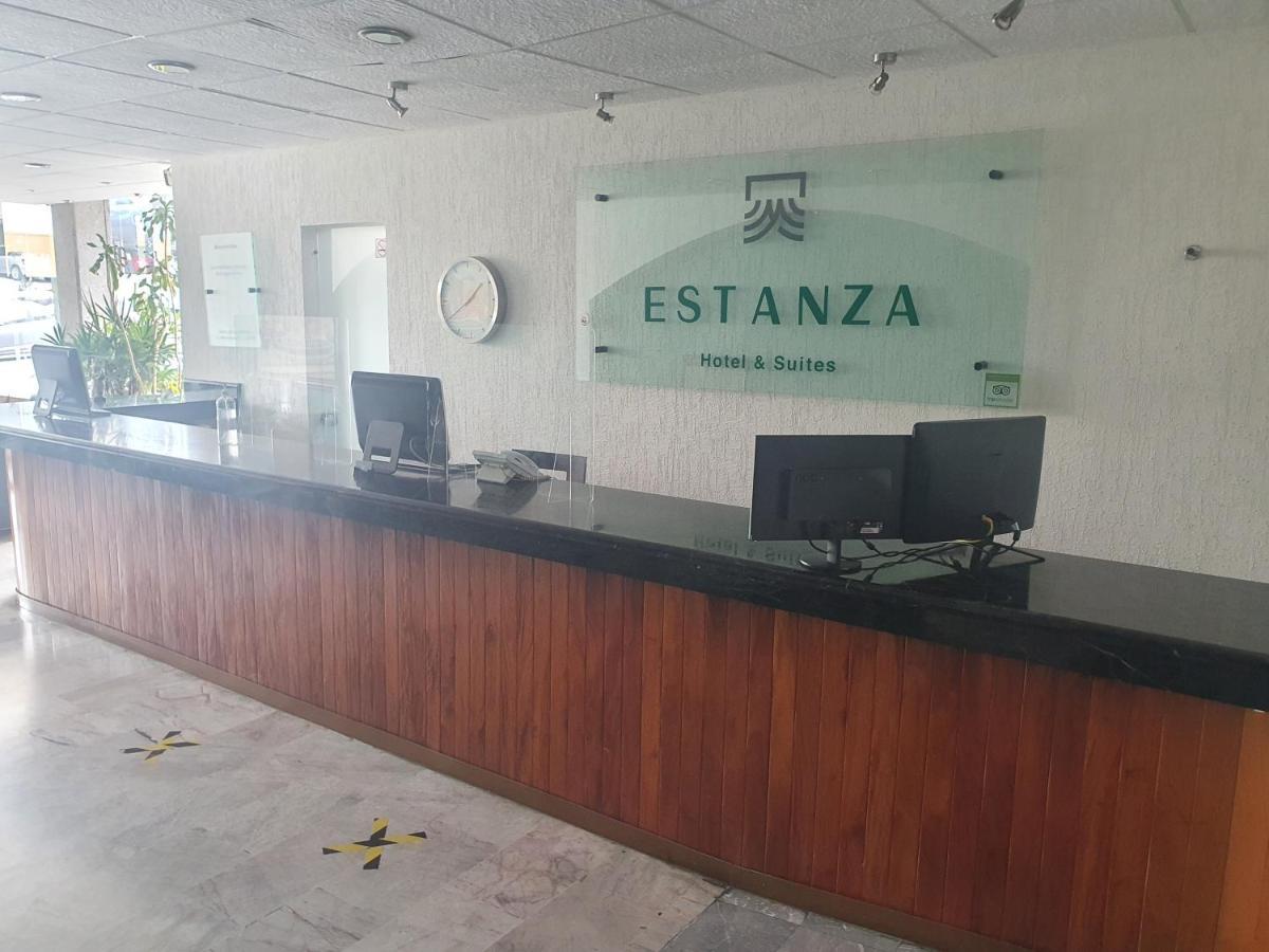 Estanza Hotel & Suites Morelia Exterior foto